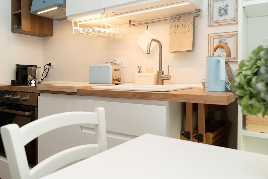 Ma Petite Bleu Appartement